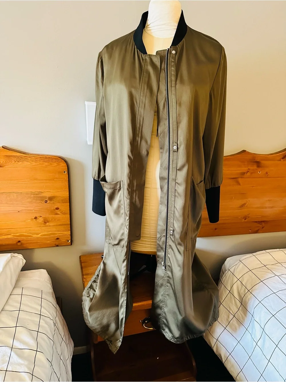 Soia & Kyo Bia Bonsai Long Bomber Two-Tone Olive and Black Coat L - Picture 13 of 16